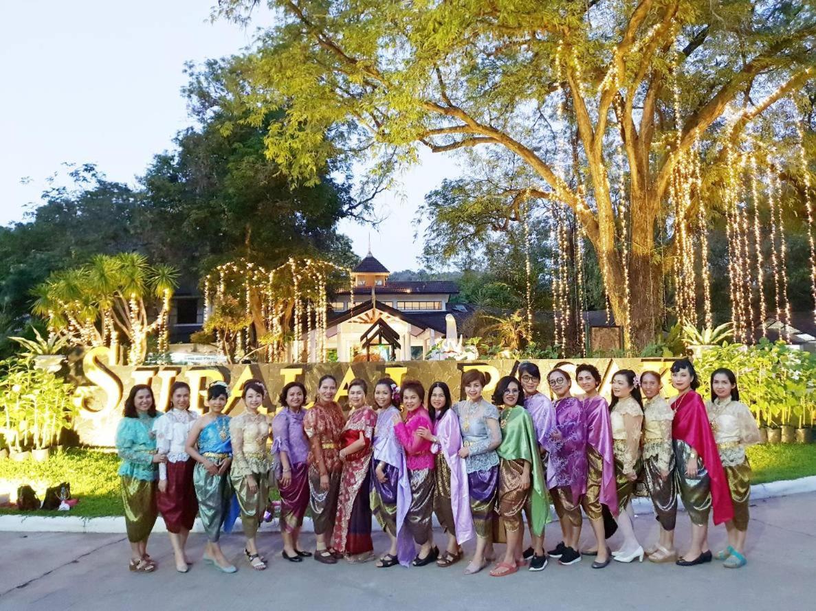 Supalai Pasak Resort Hotel And Spa Kaeng Khoi Exterior photo